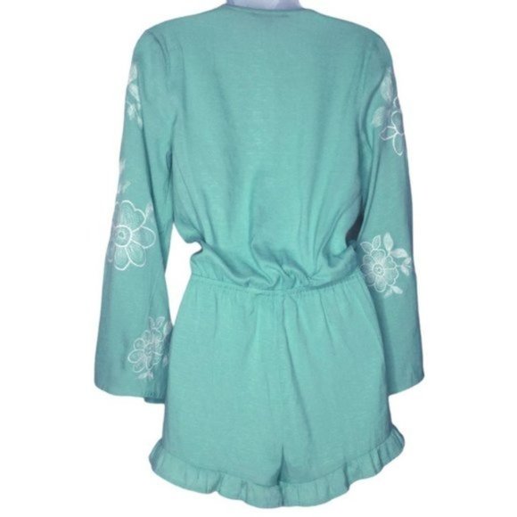 Chelsea & Violet Long Sleeve Embroidered Romper Sz XS - Picture 6 of 14